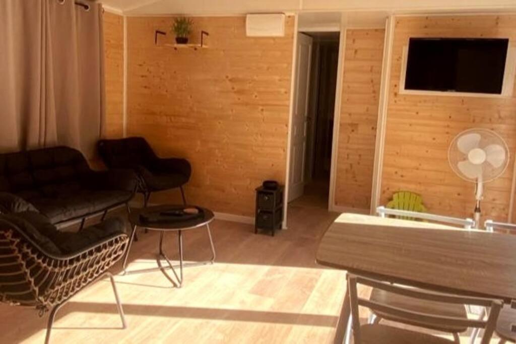 Mobil Home De Patricia Et Franck A Sigean Εξωτερικό φωτογραφία