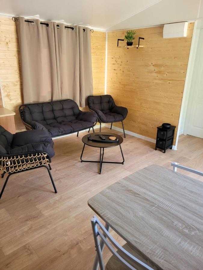Mobil Home De Patricia Et Franck A Sigean Εξωτερικό φωτογραφία