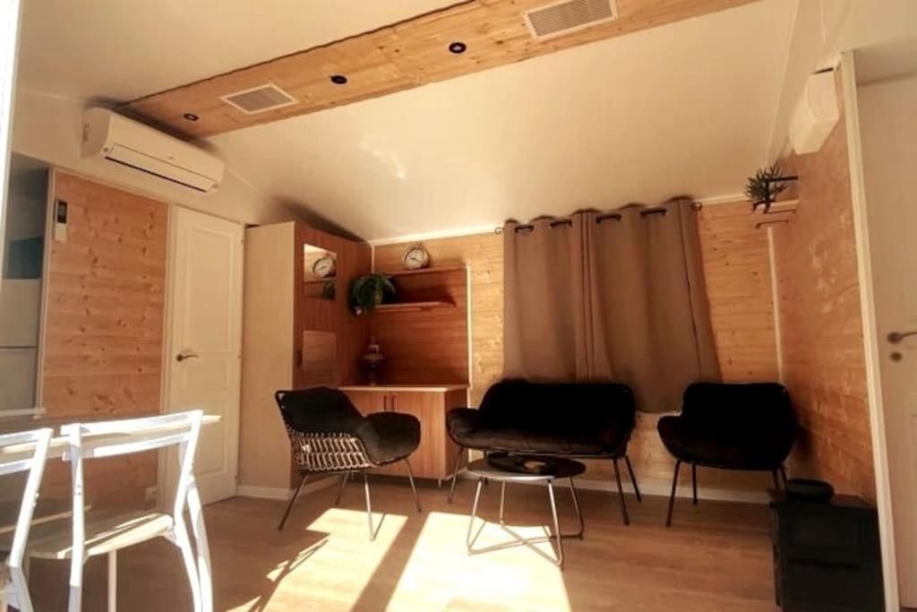 Mobil Home De Patricia Et Franck A Sigean Εξωτερικό φωτογραφία