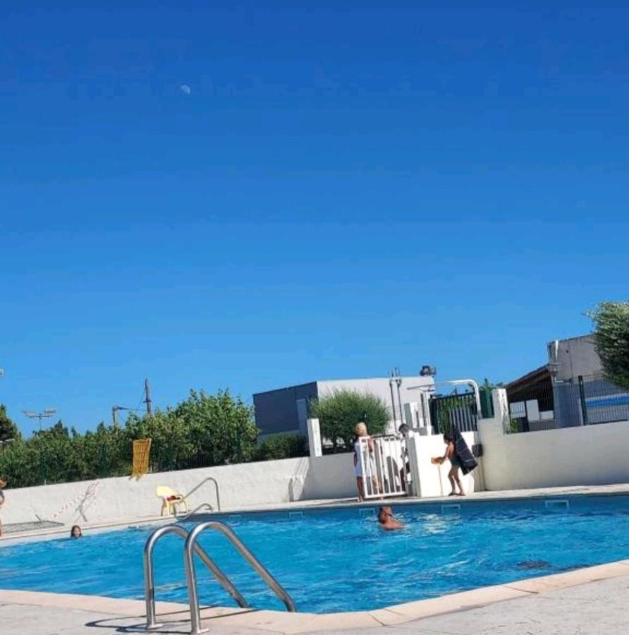Mobil Home De Patricia Et Franck A Sigean Εξωτερικό φωτογραφία